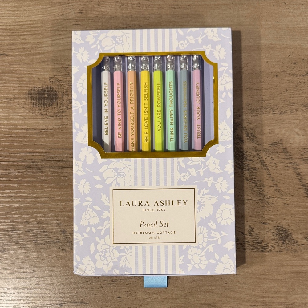 Laura Ashley Inspirational Pastel Pencil Set
